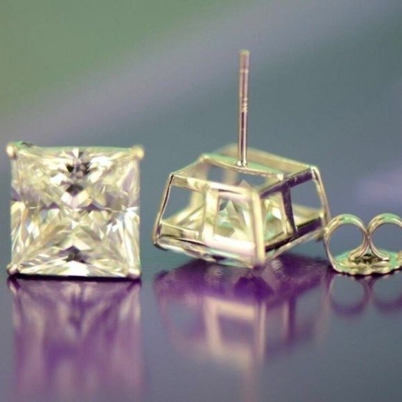 Solid 14k White Gold Princess Cut Clear Basket Push Back Stud Earrings Sz 5x5mm - Picture 4 of 10
